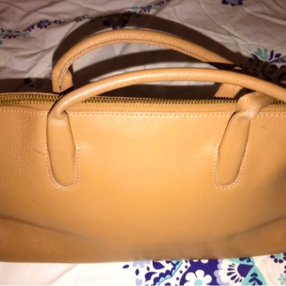 Classic FURLA Camel Tan Leather Large Doctor's Tote 👜